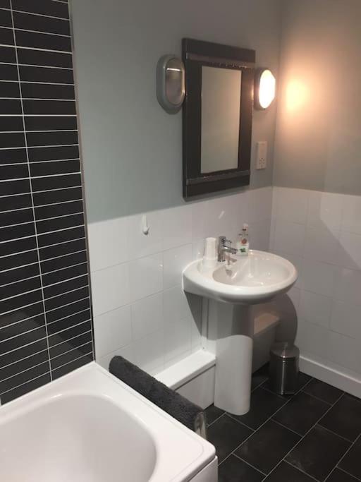 Regency Brighton Seafront Apartment מראה חיצוני תמונה