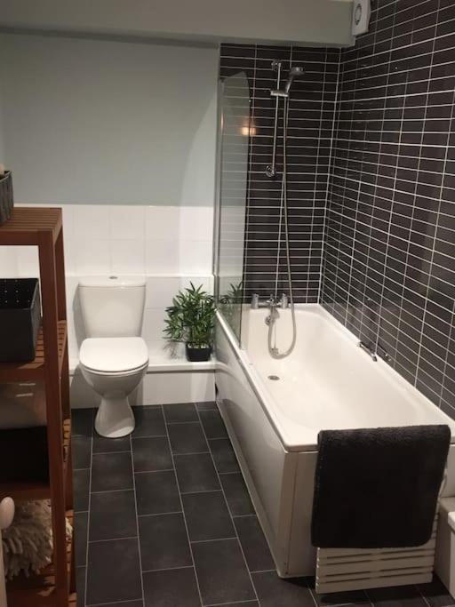 Regency Brighton Seafront Apartment מראה חיצוני תמונה