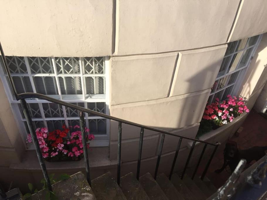 Regency Brighton Seafront Apartment מראה חיצוני תמונה